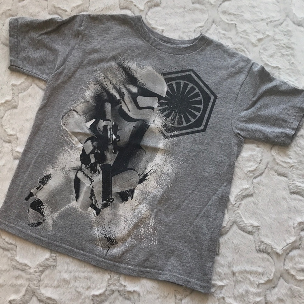 Star Wars storm Trooper Size 7 t-shirt